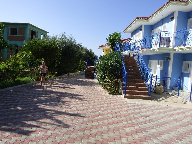 Milos Studios Lourdata  Exterior foto